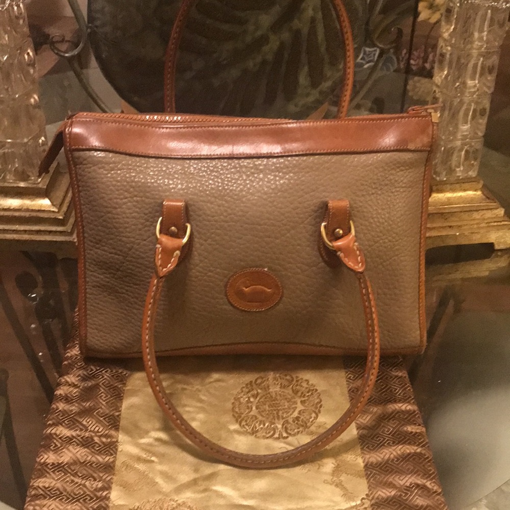 🥰💯🥰💯 vintage Dooney & Bourke!!! What A Bag💕Genuine Pebble Leather! - Picture 2 of 15